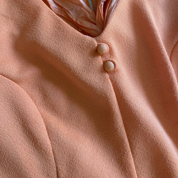 60s Vintage Bright Orange Mini Dress w Capped Sleeves - Picture 5 of 10